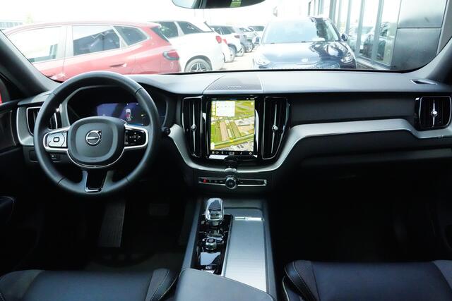 Volvo XC60 2.0 T6 Plug-in hybrid AWD Plus Dark 350pk Panoramadak/Stoelverwarming/360Camera