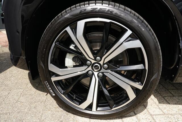 Volvo XC60 2.0 T6 Plug-in hybrid AWD Plus Dark 350pk Panoramadak/Stoelverwarming/360Camera