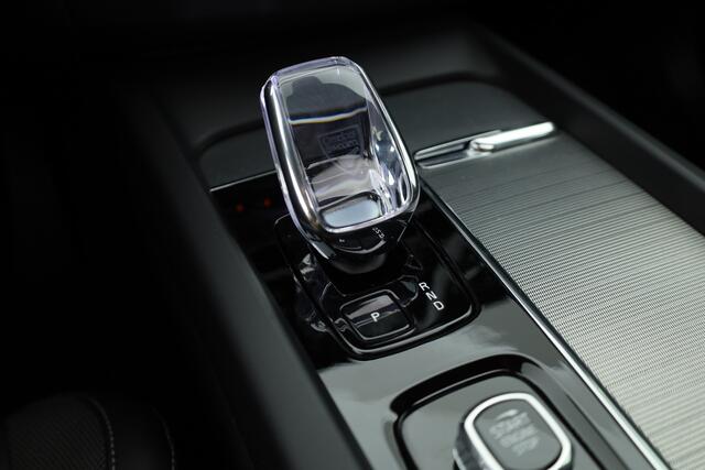 Volvo XC60 T8 Recharge Plus Black Edition | Pano | Memory seats | 360cam | Stoel- Stuurverw. | Apple Carplay