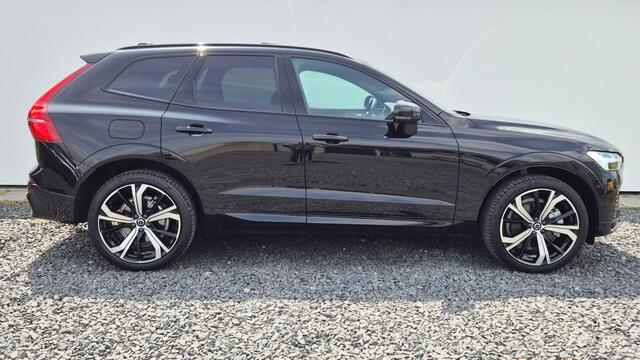 Volvo XC60 2.0 T8 Ultra Dark PheV AWD 360 Camera - 21"Licht metaal - Standkachel
