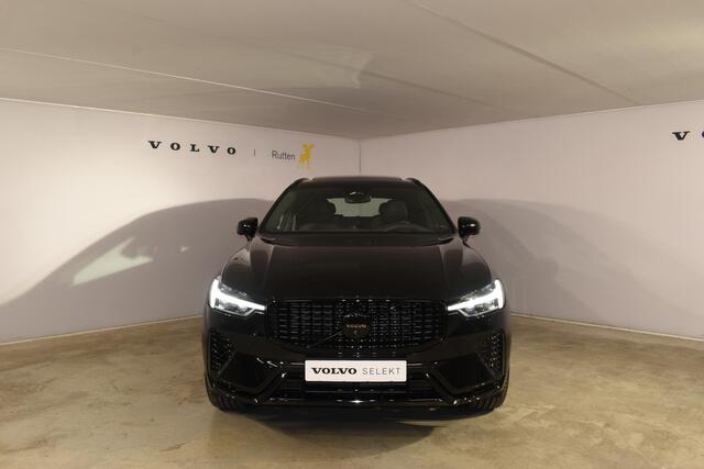 Volvo XC60 T6 350PK Automaat AWD Plus Black Edition / Navigatie / 360 Camera / Head-up Display / Panoramadak / Bowers & Wilkins / Stoelverwarming v+a / Stuurverwarming / 21'' Velgen