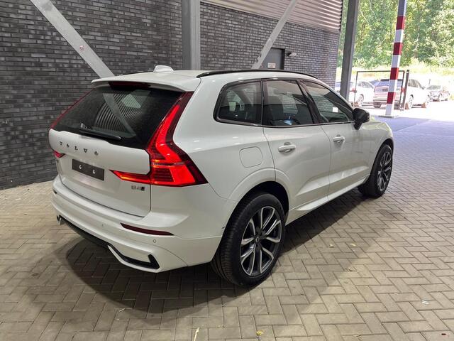 Volvo XC60 B4 AWD Plus Dark | Panoramadak | harman/kardon | Stoel+Stuurverwarming | Keyless | 19 Inch