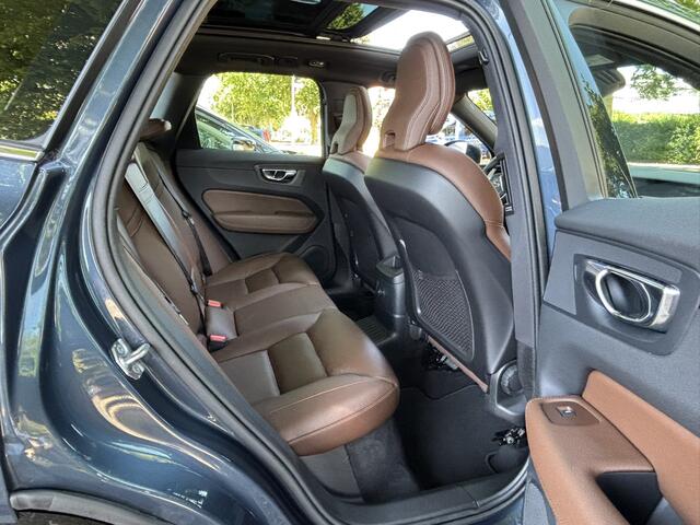 Volvo XC60 T8 AWD Leder Luchtvering DAB Pilot Assist Pano