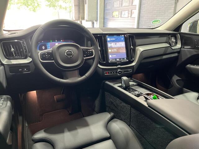 Volvo XC60 T6 Plug-in hybrid Plus Dark | ACC | Panoramadak | 360° Camera | BLIS | harman/kardon | Stoel+Stuurverwarming