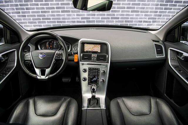 Volvo XC60 2.0 T5 FWD Polar+ | Unieke KM-Stand | Memorystoel | Panoramadak | Navigatie | Afneembare trekhaak |