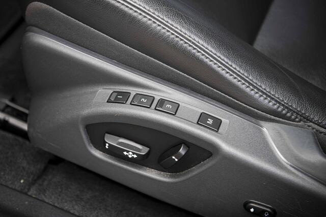 Volvo XC60 2.0 T5 FWD Polar+ | Unieke KM-Stand | Memorystoel | Panoramadak | Navigatie | Afneembare trekhaak |