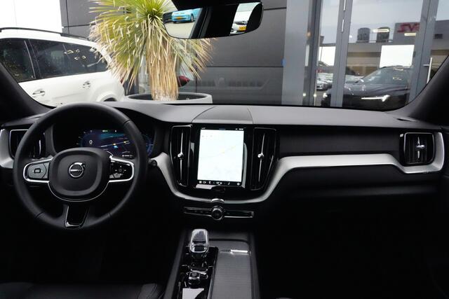 Volvo XC60 2.0 T6 Recharge AWD Plus Black Edition 350pk Panoramadak/HarmanKardon/360Camera