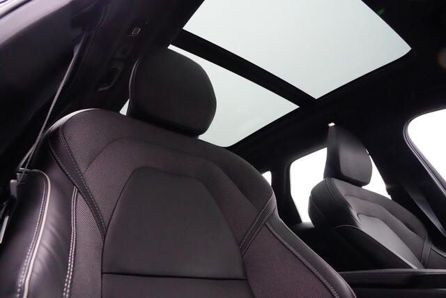 Volvo XC60 2.0 T6 Recharge AWD Plus Black Edition 350pk Panoramadak/HarmanKardon/360Camera