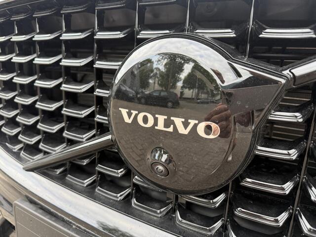 Volvo XC60 2.0 T6 Plug-in hybrid AWD Plus Black Edition Full options "new"
