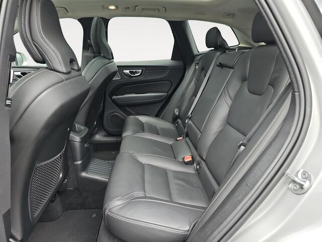 Volvo XC60 Recharge T6 AWD Ultimate Bright | Luchtvering | 360° camera | Bowers & Wilkins | Trekhaak |