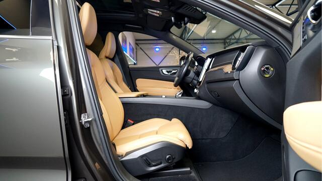 Volvo XC60 2.0 T8 AWD 287kW/390pk Aut8 Recharge Inscription Excl. Facelift! HARMAN/KARDON + PANORAMADAK + EL.TREKHAAK + HEAD-UP + ADAPT.CRUISE + STOELVERWARMING&-VENTILATIE + 360 CAMERA + PD-GLASS + GOOGLE DASH + KEYLESS ENTRY&GO + PARKSENSOREN + 19" LM-VELGEN!!