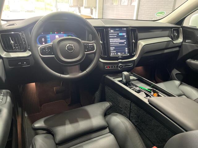 Volvo XC60 T6 Plug-in hybrid Plus Bright | Panoramadak | 360 Camera | Harman/Kardon | ACC | Stoel+Stuurverwarming