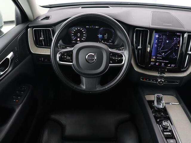 Volvo XC60 2.0 Recharge T6 AWD Inscription | Panoramadak | Leder | Head-Up | Stoel & stuurverwarming | 360 Camera | Harman/Kardon | Carplay | Navigatie | Adaptive cruise | PHEV | Plug In
