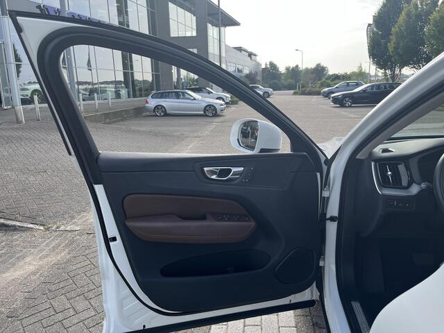 Volvo XC60 2.0 T8 Twin Engine AWD Inscription | 360 Camera | Memoryseats | Trekhaak |