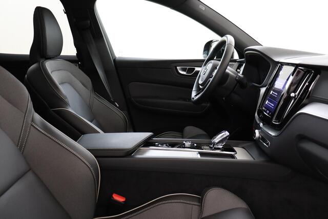 Volvo XC60 T8 PLUG-IN HYBRID AWD ULTRA BLACK EDITION [MY25] -PANO.DAK|LUCHTVERING|BOWERS&WILKINS|TREKHAAK|360°CAM
