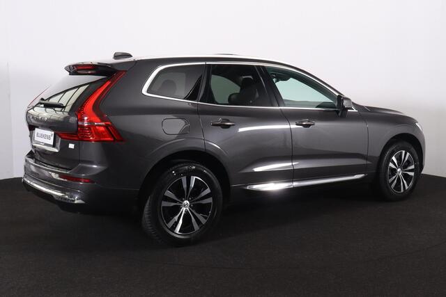 Volvo XC60 T6 Recharge AWD Inscription Expression - Panorama/schuifdak - IntelliSafe Assist & Surround - Harman/Kardon audio - Adaptieve LED koplampen - Parkeercamera achter - Verwarmde voorstoelen & stuur - Parkeersensoren voor & achter - Draadloze tel. lader - Ext