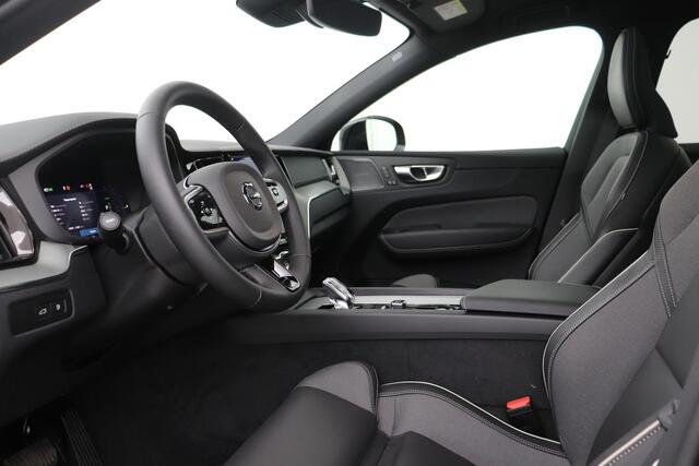 Volvo XC60 T6 Plug-in hybrid Ultra Black Edition | Panoramadak | Trekhaak | Head-Up | 360 Camera | ACC | 21 Inch