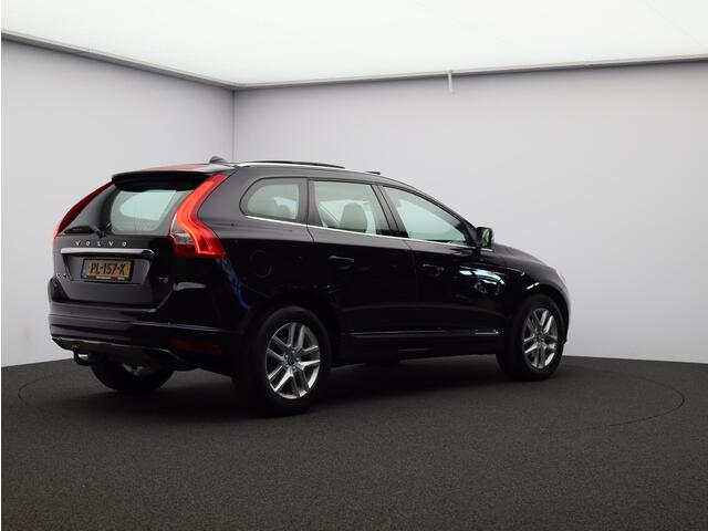 Volvo XC60 T5 Polar+ / Trekhaak / Pan. dak / Adapt. cruise / Standkachel / Stoel+voorruitverwarming