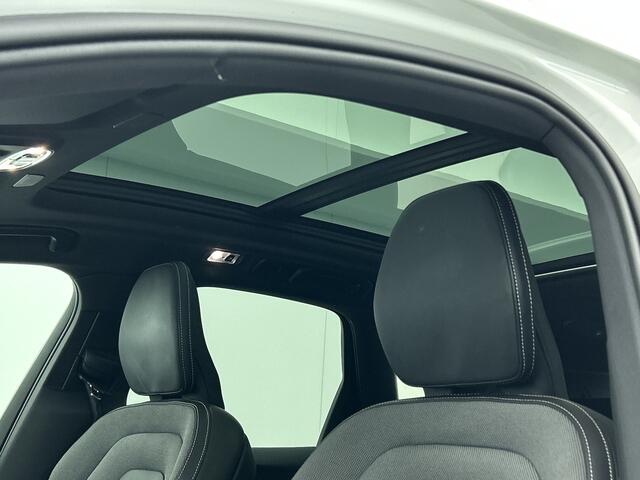Volvo XC60 2.0 B5 AWD R-Design Pano | Leder | Memory Stoelen
