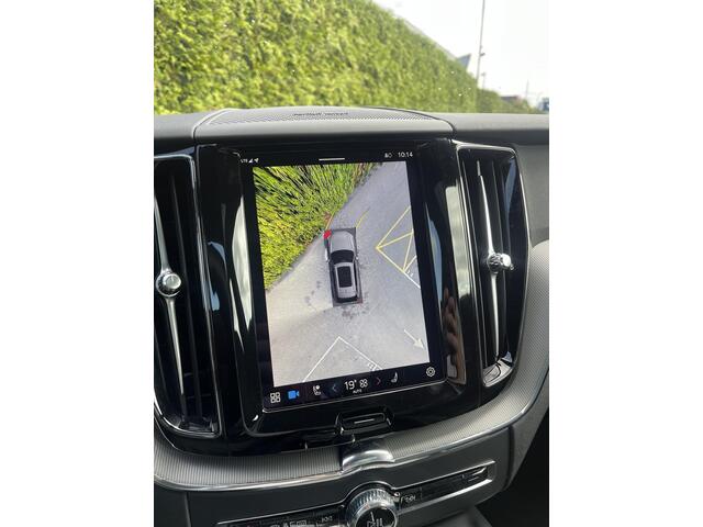 Volvo XC60 T6 AWD Plus Black Edition 360 Camera | H&K Audio | Panoramadak | BLIS | Keyless