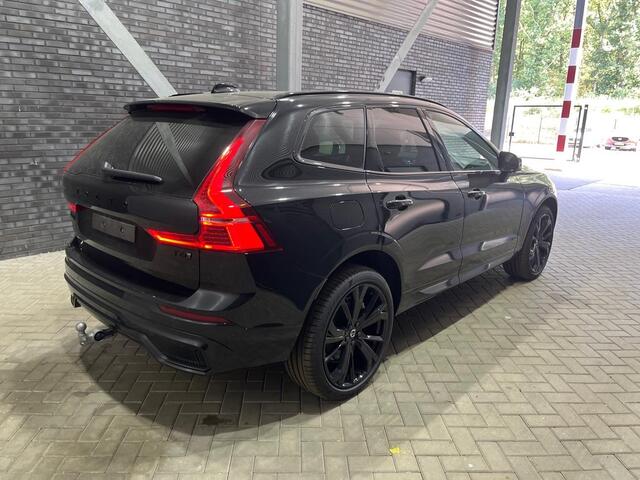 Volvo XC60 2.0 T6 Plug-in hybrid AWD Ultra Black Edition | Trekhaak | Panoramadak | Head-Up | 360 Camera | 21 Inch