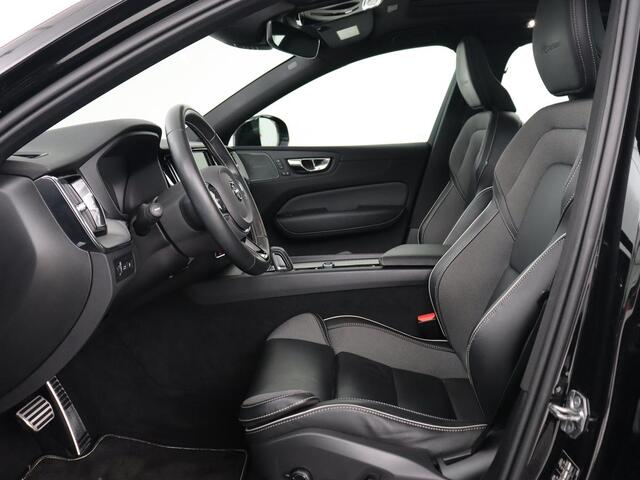 Volvo XC60 2.0 Recharge T8 AWD R Design | Panoramadak | Head-Up | 360 Camera | Stoel & stuurverwarming | Carplay | Keyless | Harman/Kardon | Navigatie | Half leder | Memory | PHEV | Plug In