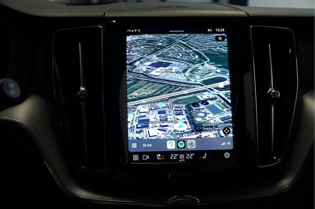 Volvo XC60 2.0 T6 AWD LONG RANGE 293kW/399pk Aut8 Plug-in hybrid Plus Dark PANORAMADAK + HARMAN/KARDON + ADAPT.CRUISE + PILOT ASSIST + CAMERA + STOELVERWARMING V&A + STUURVERWARMING + GOOGLE DASH&SERVICES + LANE ASSIST + PARKSENSOREN + 20" LM-VELGEN!!