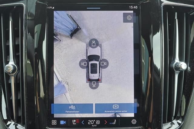 Volvo XC60 T8 Recharge AWD Ultra Black Edition - LONG RANGE - Luchtvering - Panorama/schuifdak - IntelliSafe Assist & Surround - 360º Camera - Adaptieve LED koplampen - Verwarmde voorstoelen & stuur - Parkeersensoren voor & achter - Elektr. bedienb. voorstoelen met 