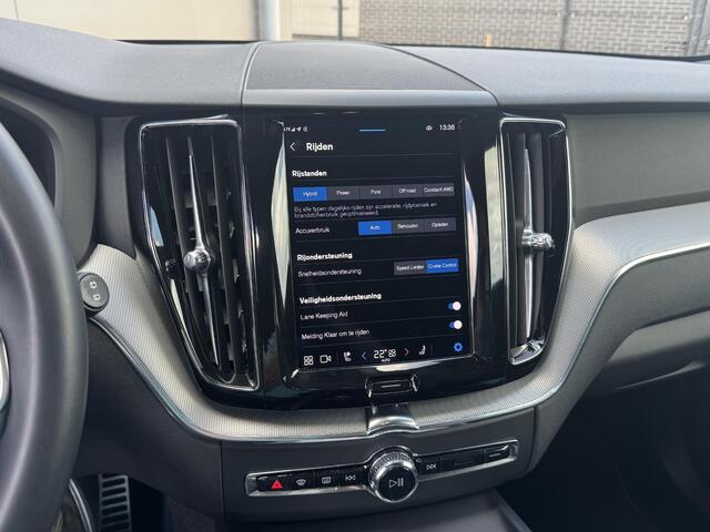 Volvo XC60 2.0 T8 Plug-in hybrid AWD R-Design 405 pk | Long Range | Head up | Dark | 360 Graden Camera