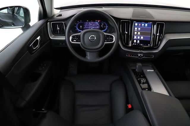 Volvo XC60 T6 PLUG-IN HYBRID AWD ULTRA DARK -PANO.DAK|HEAD-UP DISP.|360°CAM|TREKHAAK|HARMAN/KARDON