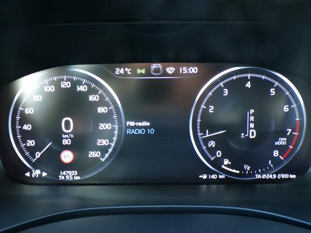 Volvo XC60 2.0 T5 AWD Inscription R-Design, Trekhaak / Carplay + Android Auto / Camera + Sensoren / Stoelverwarming / Adaptive Cruise / 19'' LMV