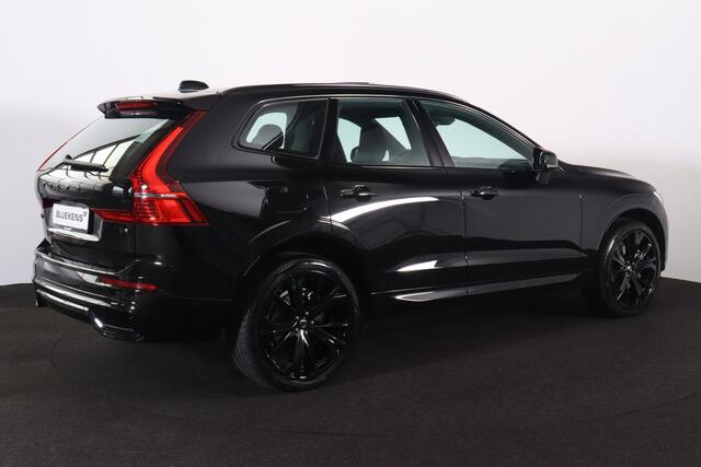 Volvo XC60 T6 Recharge AWD Plus Dark - LONG RANGE - Panorama/schuifdak - IntelliSafe Assist & Surround - 360º Camera - Harman/Kardon audio - Adaptieve LED koplampen - Verwarmde voorstoelen, stuur & achterbank - Parkeersensoren voor & achter - Elektr. bedienb. voorst
