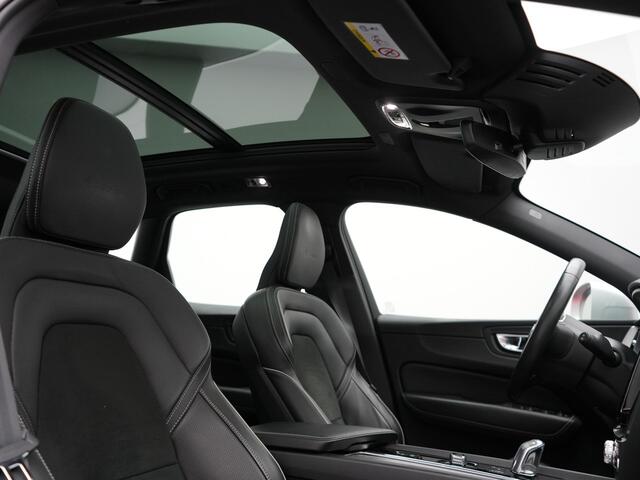 Volvo XC60 T8 Twin Engine AWD R-Design Plug in Hybrid 391pk PHEV | Trekhaak af Fabriek | Panodak | Pilot Assist | Adaptive Cruise | 360 Camera | Carplay | Keyless |