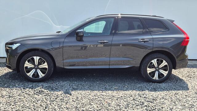 Volvo XC60 2.0 T8 Phev AWD Ultra Dark 360 Camera - Leder pakket - Privacy Glas - 21 Inch Licht metaal