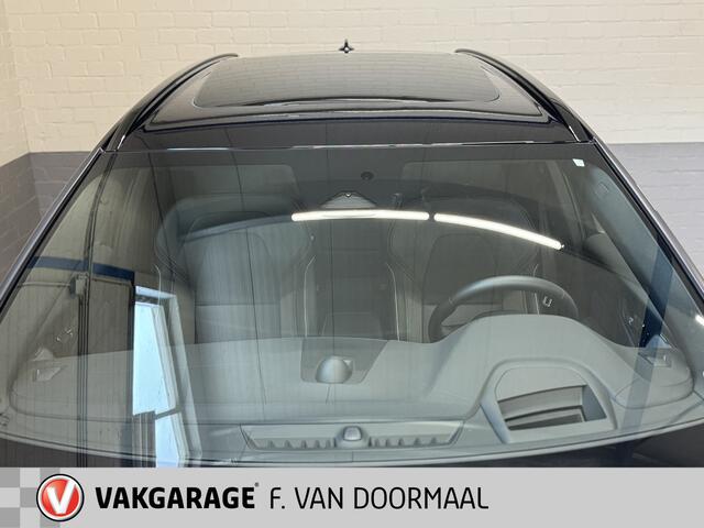 Volvo XC60 2.0 T8 Plug-in hybrid AWD Ultra Black Edition | Luchtvering | Bowers & Wilkins | Head Up | Trekhaak