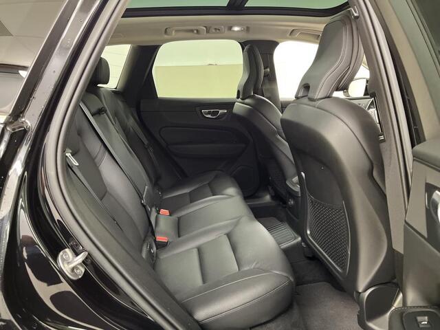 Volvo XC60 2.0 T8 Plug-in hybrid AWD Inscription | Long Range | Google | Trekhaak | Stoel verwarming | Standkachel | Stuur verwarming | Adaptieve cruise controle |