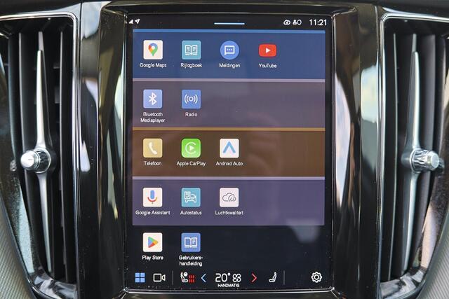 Volvo XC60 T6 Recharge AWD Plus Dark - Panorama/schuifdak - IntelliSafe Assist & Surround - 360º Camera - Verwarmde voorstoelen, stuur & achterbank - Parkeersensoren voor & achter - Elektr. bedienb. voorstoelen met geheugen - Draadloze tel. lader - Elektr. inklapbar