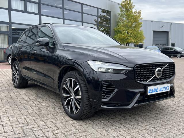 Volvo XC60 2.0 T6 350 PK AWD Ultimate Dark Trekhaak Panoramadak Navi Camera Caplay Pilot Assist Harman Kardon Elek Stoelen Stoel + Stuur Verwarming Head- Up Getint Glas Plug-in hybrid Long Range R-Design