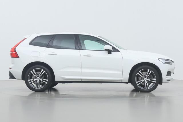 Volvo XC60 T5 AWD Momentum | BLIS | Camera | Apple Carplay | Stoelverwarming | 20 Inch | Getint Glas