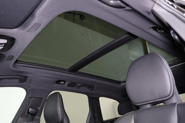 Volvo XC60 T6 Recharge AWD Plus Black Edition - LONG RANGE - Panorama/schuifdak - IntelliSafe Assist & Surround - 360º Camera - Verwarmde voorstoelen, stuur & achterbank - Parkeersensoren voor & achter - Elektr. bedienb. voorstoelen met geheugen - Head up display - 