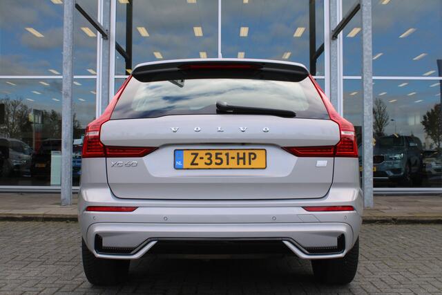 Volvo XC60 2.0 T6 Plug-in hybrid AWD Plus Dark | Schuif/kanteldak | El. Trekhaak | 360 Camera | Verw. Voorstoelen & stuurwiel