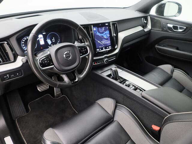 Volvo XC60 2.0 Recharge T6 AWD R-Design | PANO | 360° | HUD | H&K | ADAPTIVE | MEMORY | STOEL- EN STUURVERW.