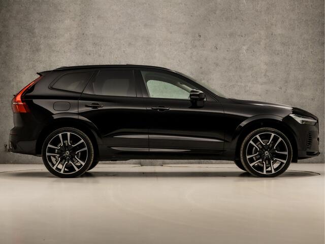 Volvo XC60 2.0 T8 Plug-in hybrid AWD Ultimate Dark 455Pk (LUCHTVERING, PANORAMADAK, BOWERS & WILKINS AUDIO, SURROUND CAMERA, STOELVERWARMING EN VENTILATIE, KEYLESS ENTRY, HEAD-UP DISPLAY, TREKHAAK ELEKTRISCH, NIEUWSTAAT)