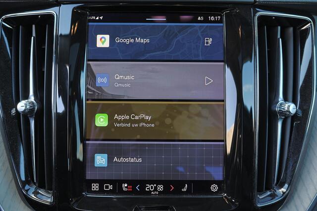 Volvo XC60 T8 Recharge AWD Inscription - Panorama/schuifdak - IntelliSafe Assist - Harman/Kardon audio - Adaptieve LED koplampen - Parkeercamera achter - Verwarmde voorstoelen & stuur - Parkeersensoren voor & achter - Elektr. bedienb. voorstoelen met geheugen - Draa