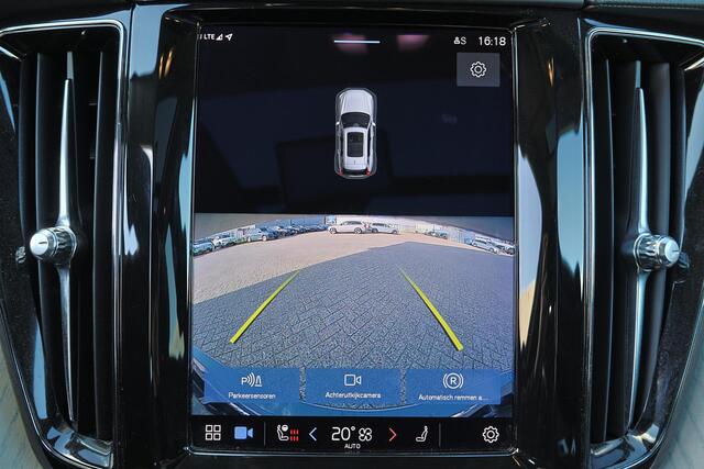 Volvo XC60 T8 Recharge AWD Inscription - Panorama/schuifdak - IntelliSafe Assist - Harman/Kardon audio - Adaptieve LED koplampen - Parkeercamera achter - Verwarmde voorstoelen & stuur - Parkeersensoren voor & achter - Elektr. bedienb. voorstoelen met geheugen - Draa