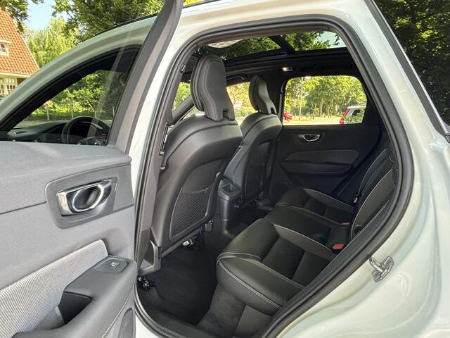 Volvo XC60 T8 AWD R-Design DAB Pano Keyless Pilot Assist