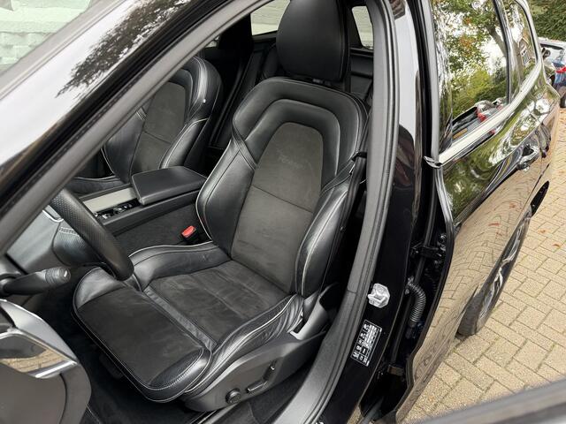 Volvo XC60 2.0 T8 Twin Engine AWD R-Design Trekhaak Luchtvering