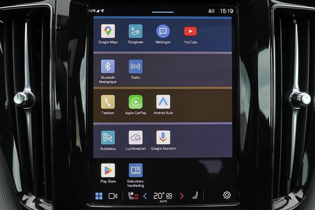 Volvo XC60 T6 Recharge AWD Plus Dark - LONG RANGE - Panorama/schuifdak - IntelliSafe Assist & Surround - 360º Camera - Harman/Kardon audio - Adaptieve LED koplampen - Verwarmde voorstoelen, stuur & achterbank - Elektr. bedienb. voorstoelen met geheugen - Parkeersens