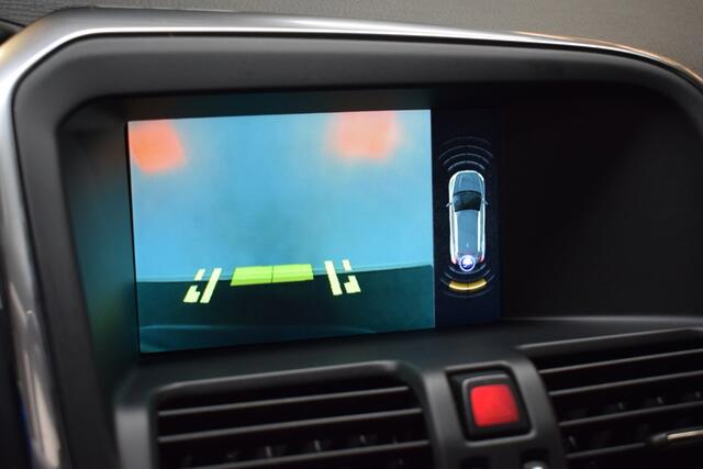 Volvo XC60 2.0 T5 245pk AUT8 Summum Schuifdak/ Leer/ Mem stoel/ Camera/ Verw. voorruit