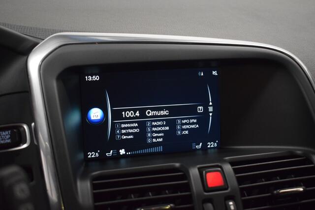 Volvo XC60 2.0 T5 245pk AUT8 Summum Schuifdak/ Leer/ Mem stoel/ Camera/ Verw. voorruit